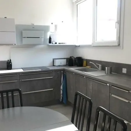 Ensemble Pour 6 Personnes Avec 3 Chambres Entierement Refait A Neuf - Norme Handicape Apartment *